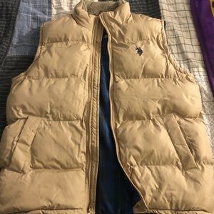 Polo vest